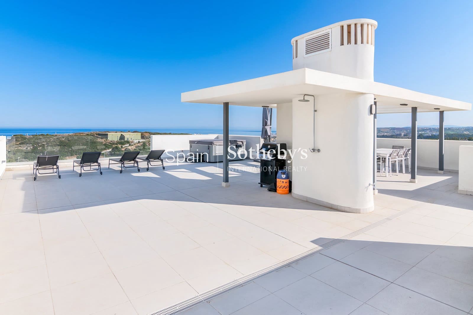 3 quarto Penthouse para venda em Casares com piscina garagem - 1 150 000 € (Ref: 9606841)