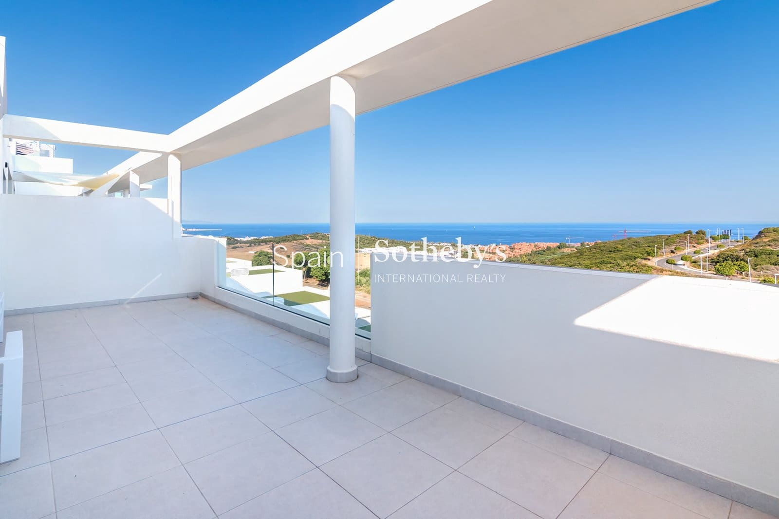 3 quarto Penthouse para venda em Casares com piscina garagem - 1 150 000 € (Ref: 9606841)