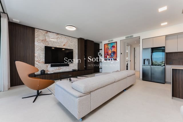 3 sovrum Lägenhet till salu i Cabopino - Artola, Marbella med pool garage - 2 080 000 € (Ref: 9610105)