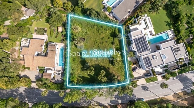 Działka budowlana na sprzedaż w Sotogrande Costa, San Roque - 2 100 000 € (Ref: 9611888)