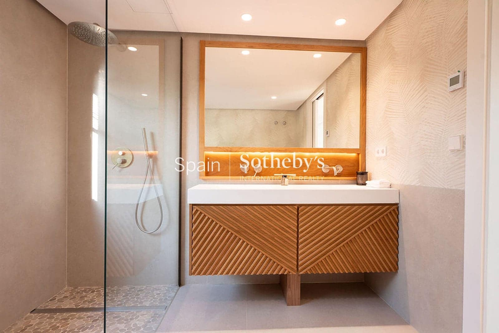 6 makuuhuone Huvila myytävänä paikassa Marbella mukana uima-altaan 
autotalli - 4 199 000 € (Ref: 9611995)