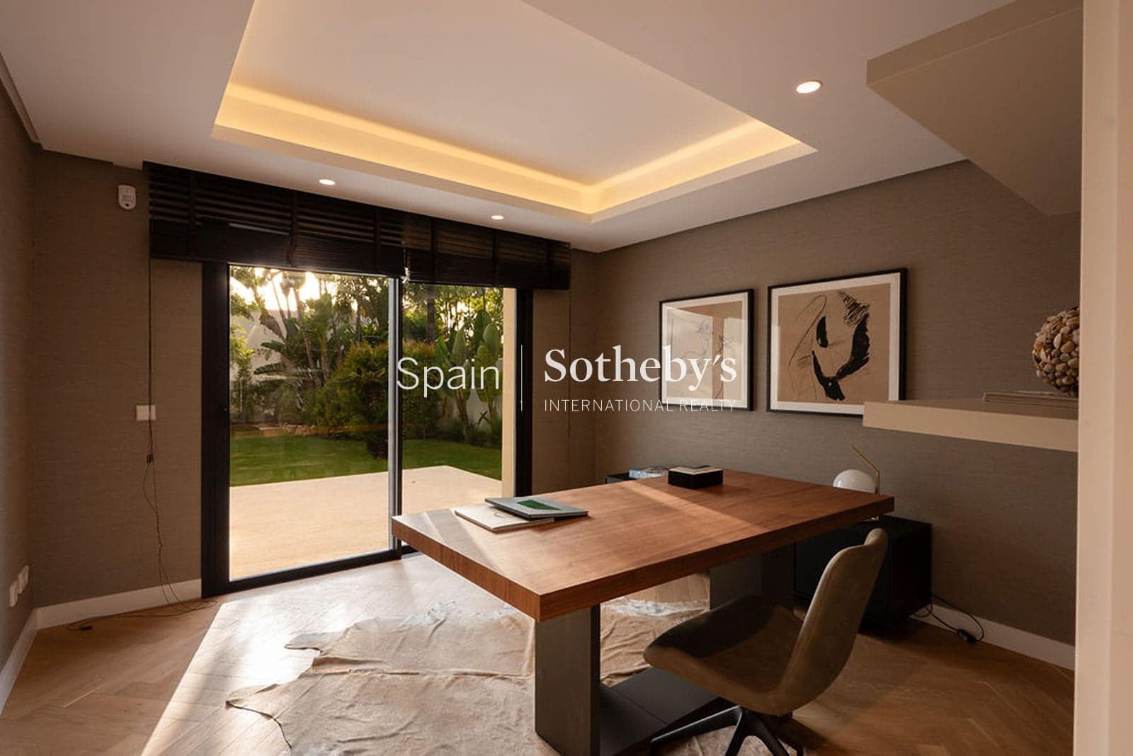 6 makuuhuone Huvila myytävänä paikassa Marbella mukana uima-altaan 
autotalli - 4 199 000 € (Ref: 9611995)