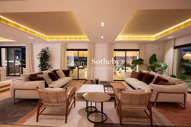 6 makuuhuone Huvila myytävänä paikassa Marbella mukana uima-altaan 
autotalli - 4 199 000 € (Ref: 9611995)