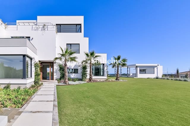 Chalet de 8 habitaciones en Sotogrande Alto, San Roque en venta con piscina garaje - 6.975.000 € (Ref: 9611997)