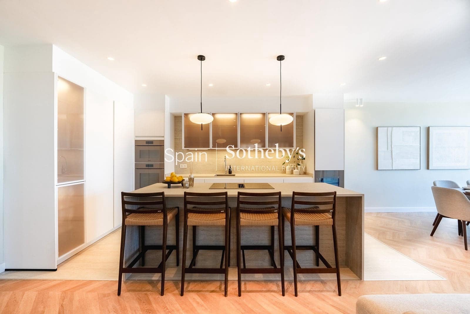 5 bedroom Semi-detached Villa for sale in Marbella with pool garage - € 2,495,000 (Ref: 9622704)