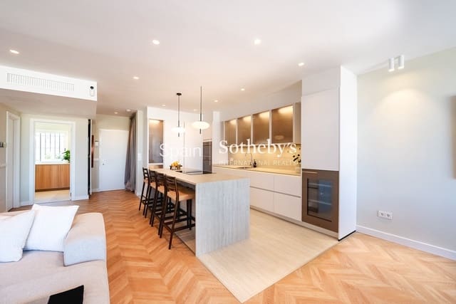 5 bedroom Semi-detached Villa for sale in La Carolina - Guadalpín, Marbella with pool garage - € 2,495,000 (Ref: 9622704)