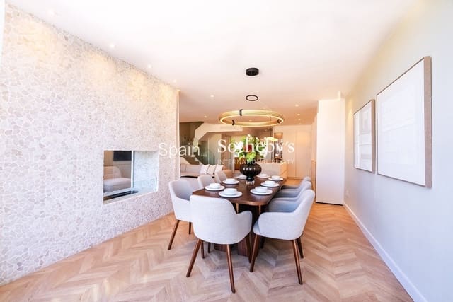 5 bedroom Semi-detached Villa for sale in La Carolina - Guadalpín, Marbella with pool garage - € 2,495,000 (Ref: 9622704)