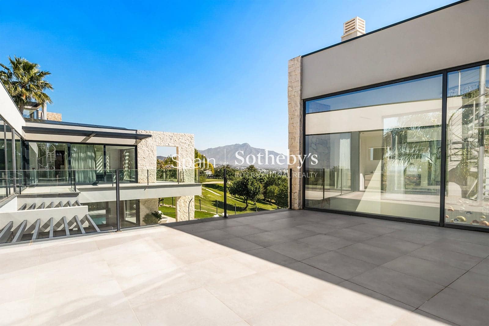 5 sypialnia Willa na sprzedaż w Benahavis z basenem garażem - 4 950 000 € (Ref: 9628290)