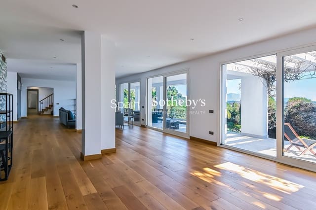 Chalet de 5 habitaciones en Sotogrande Alto, San Roque en alquiler con piscina garaje - 10.000 € (Ref: 9628391)