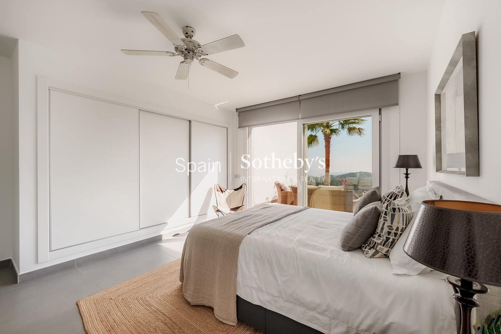 5 slaapkamer Villa te koop in La Mairena met zwembad garage - € 2.400.000 (Ref: 9630556)