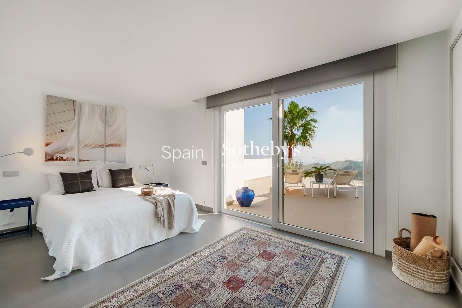 5 slaapkamer Villa te koop in La Mairena met zwembad garage - € 2.400.000 (Ref: 9630556)