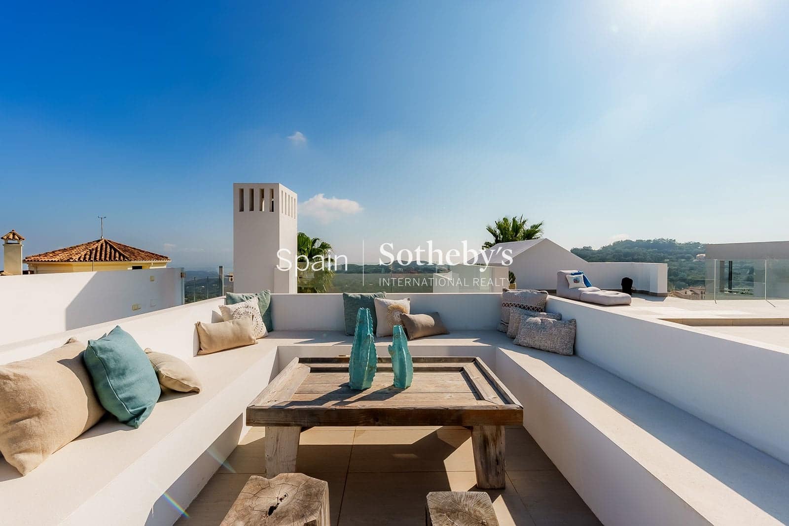 5 slaapkamer Villa te koop in La Mairena met zwembad garage - € 2.400.000 (Ref: 9630556)