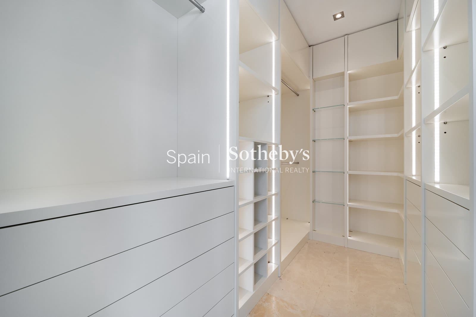 7 soveværelse Villa til salg i Sotogrande med swimmingpool garage - € 6.998.000 (Ref: 9645971)