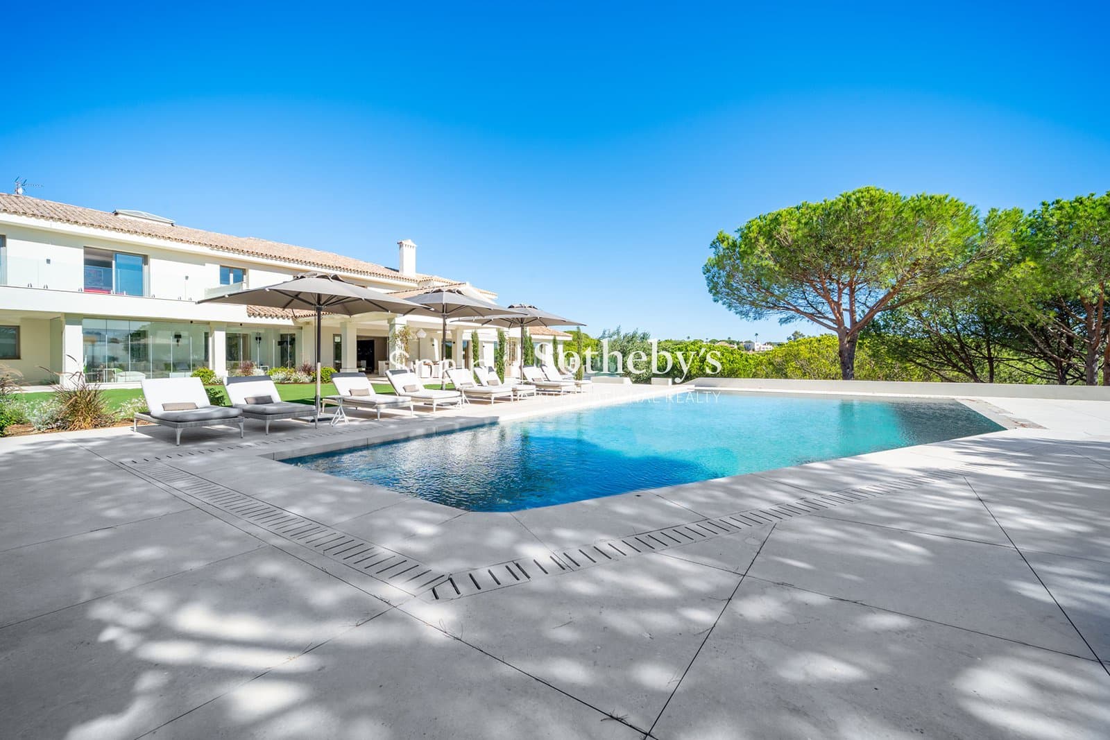 7 soveværelse Villa til salg i Sotogrande med swimmingpool garage - € 6.998.000 (Ref: 9645971)