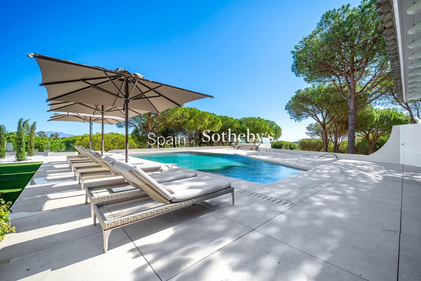 7 soveværelse Villa til salg i Sotogrande med swimmingpool garage - € 6.998.000 (Ref: 9645971)