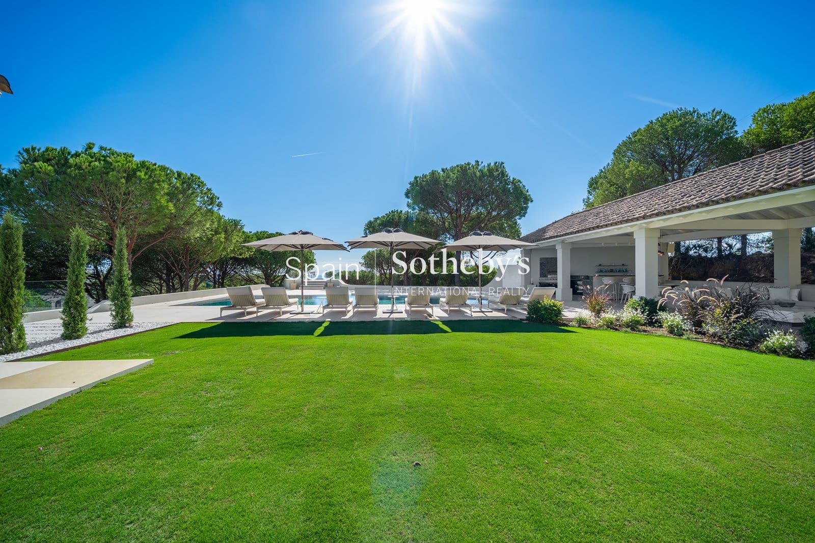 7 soveværelse Villa til salg i Sotogrande med swimmingpool garage - € 6.998.000 (Ref: 9645971)