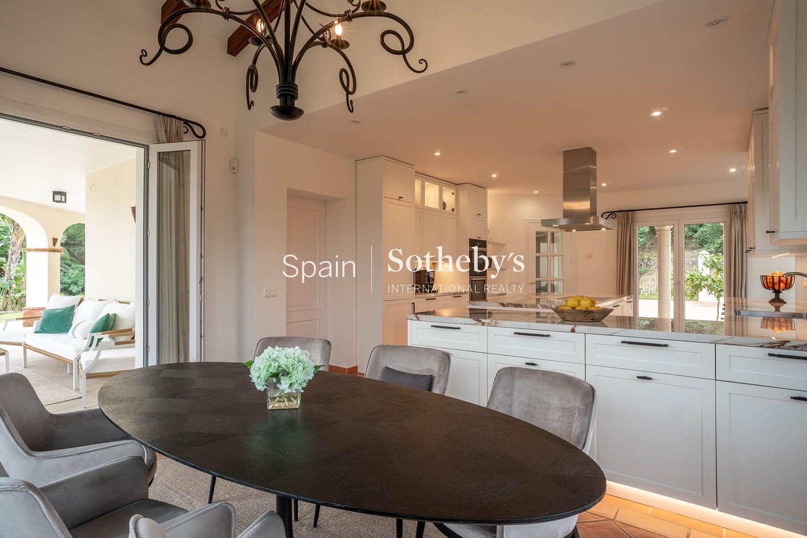 3 chambre Villa/Maison à vendre à Sotogrande avec piscine garage - 2 980 000 € (Ref: 9669329)