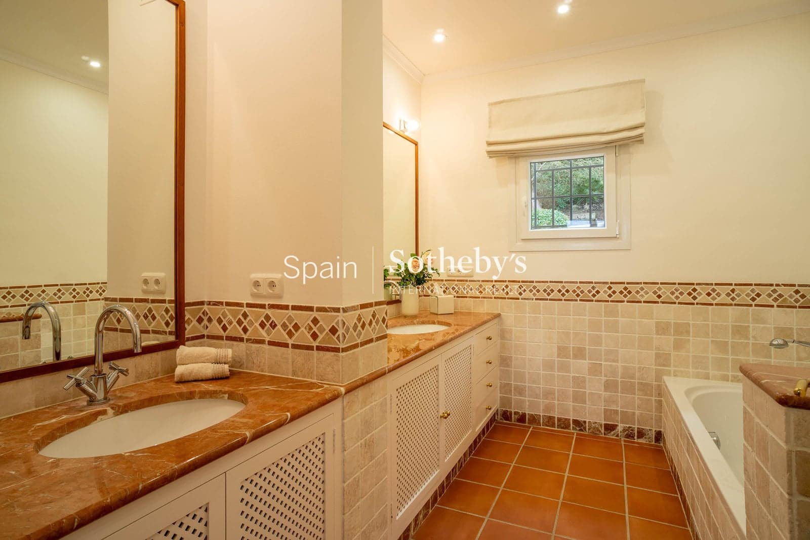 3 chambre Villa/Maison à vendre à Sotogrande avec piscine garage - 2 980 000 € (Ref: 9669329)