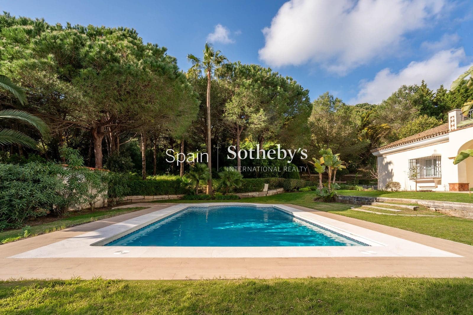 3 sypialnia Willa na sprzedaż w Sotogrande z basenem garażem - 2 980 000 € (Ref: 9669329)