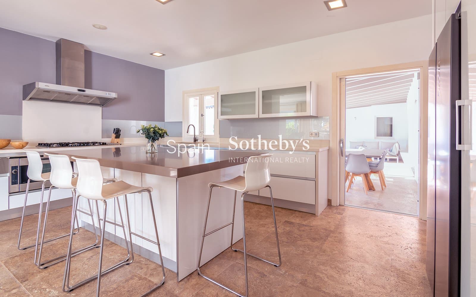 5 bedroom Villa for rent in Sotogrande with pool garage - € 10,000 (Ref: 9694432)