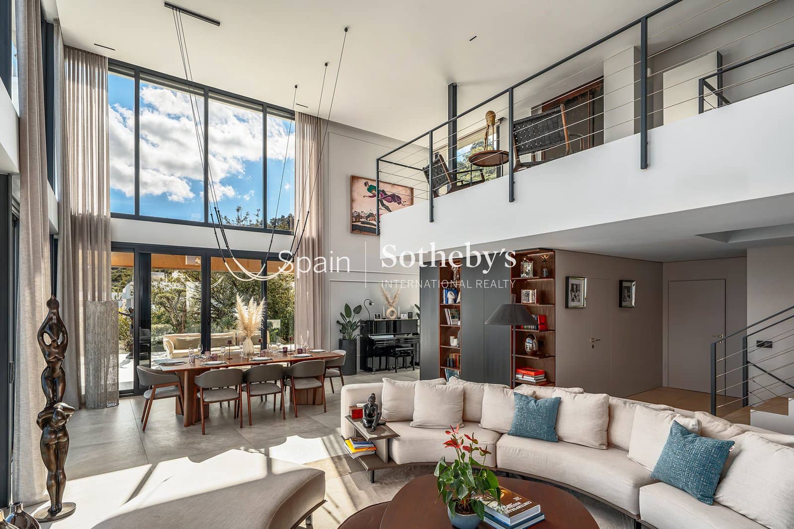 6 sovrum Villa till salu i Marbella med pool garage - 3 850 000 € (Ref: 9696752)