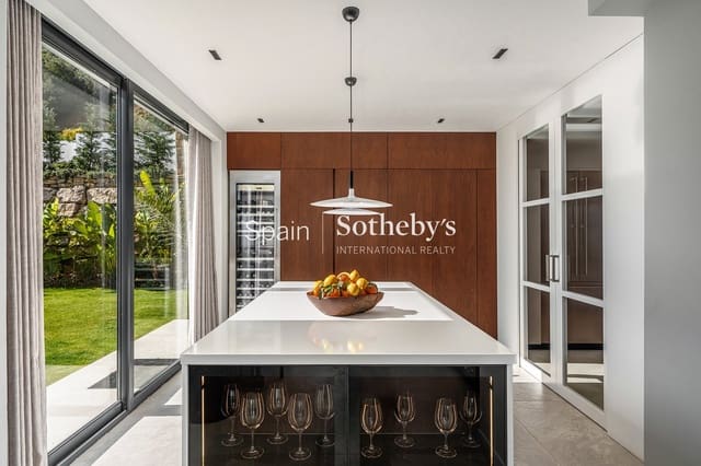 6 soveværelse Villa til salg i La Mairena, Ojen med swimmingpool garage - € 3.850.000 (Ref: 9696752)