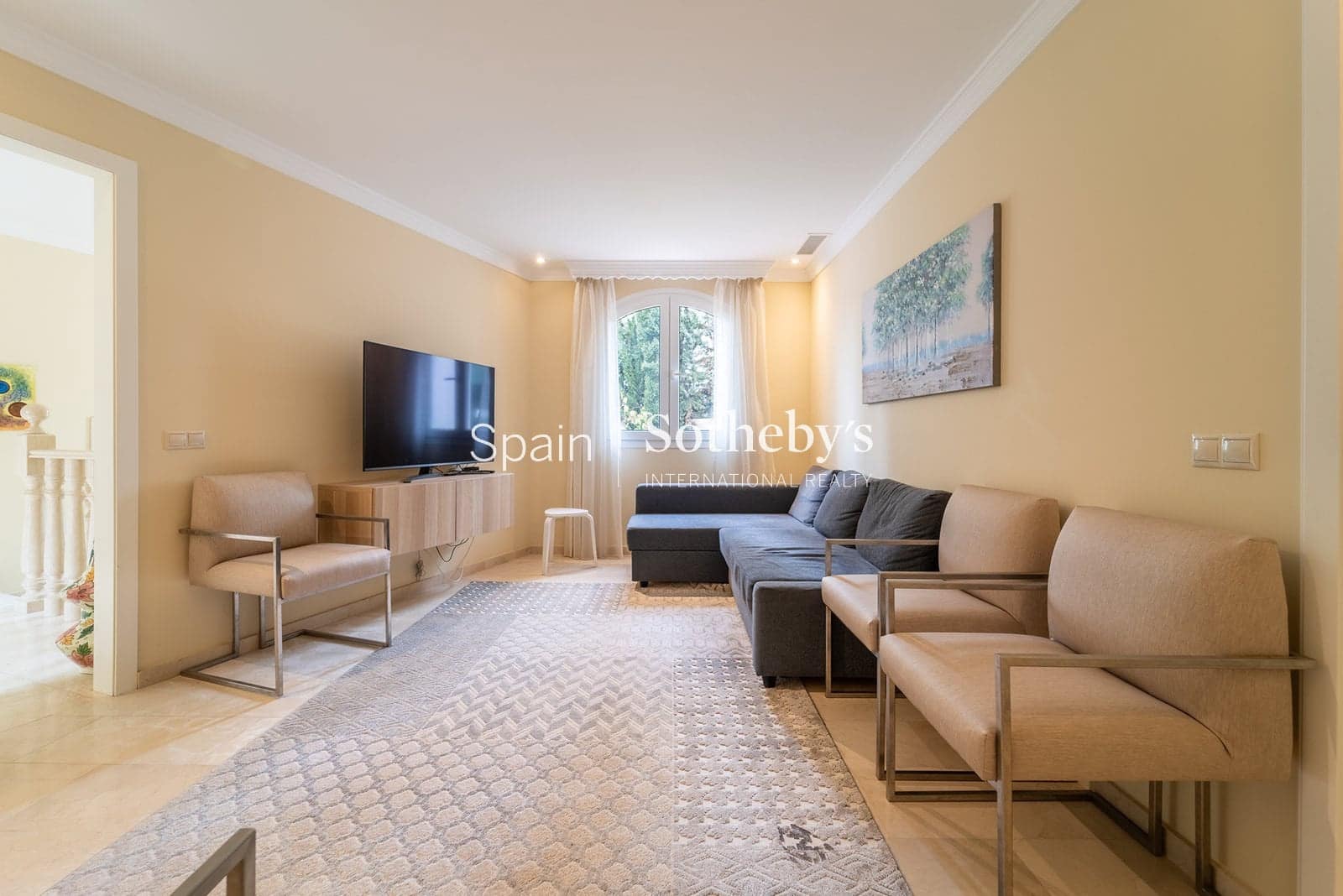 5 Zimmer Villa zu verkaufen in New Golden Mile mit Pool Garage - 2.500.000 € (Ref: 9713224)