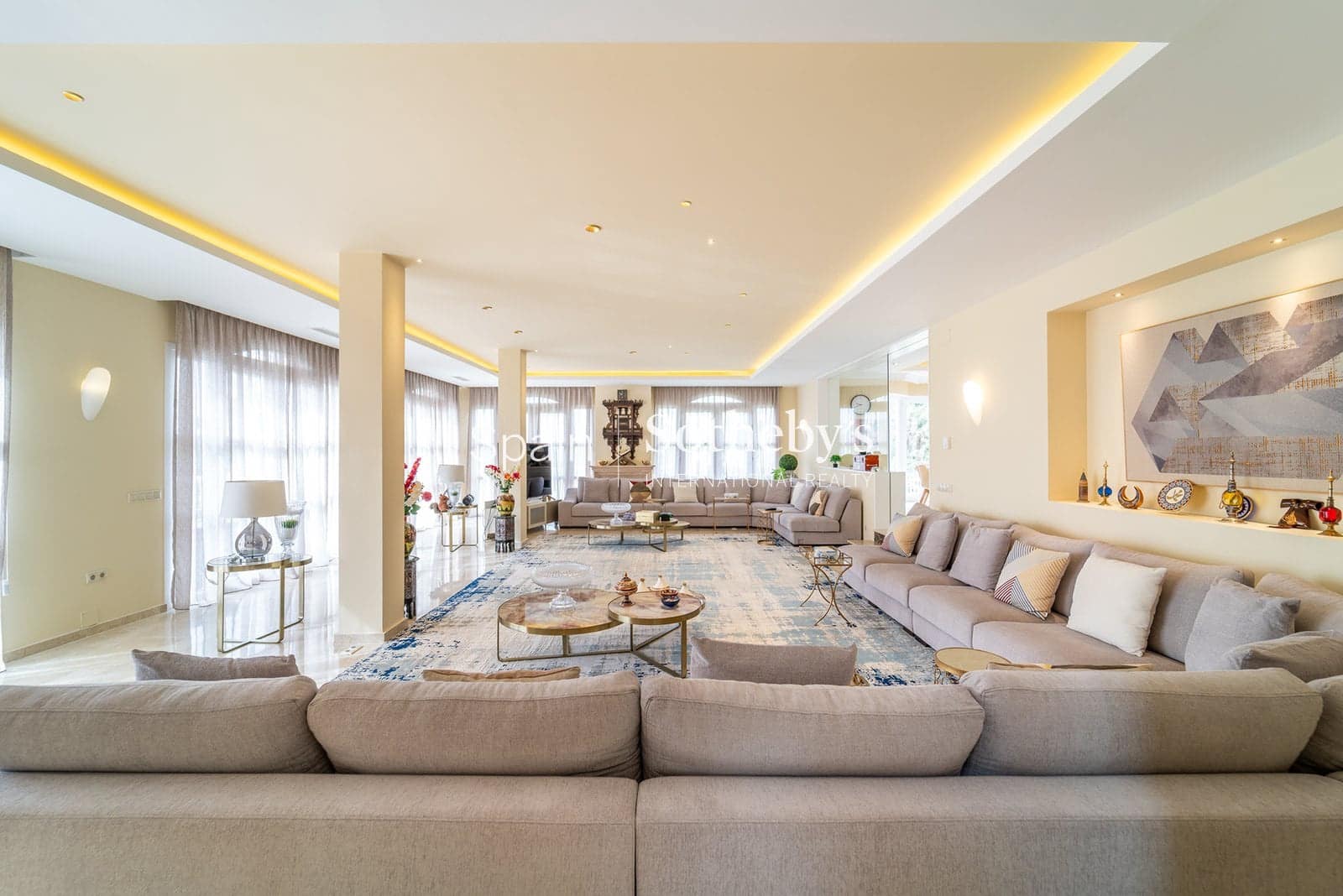 5 Zimmer Villa zu verkaufen in New Golden Mile mit Pool Garage - 2.500.000 € (Ref: 9713224)