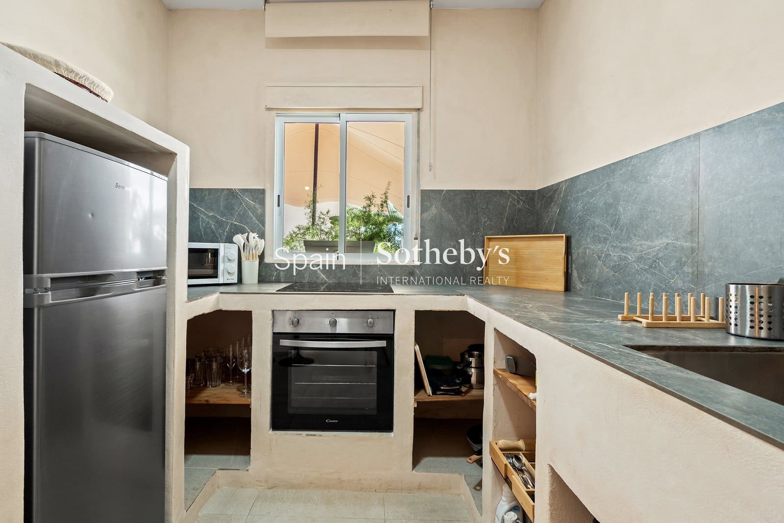 12 soveværelse Hotel til salg i Sotogrande med swimmingpool garage - € 5.500.000 (Ref: 9720454)