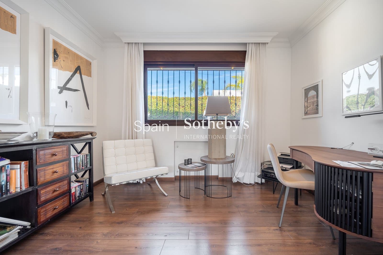 4 bedroom Villa for sale in San Pedro de Alcantara with pool garage - € 2,195,000 (Ref: 9734008)