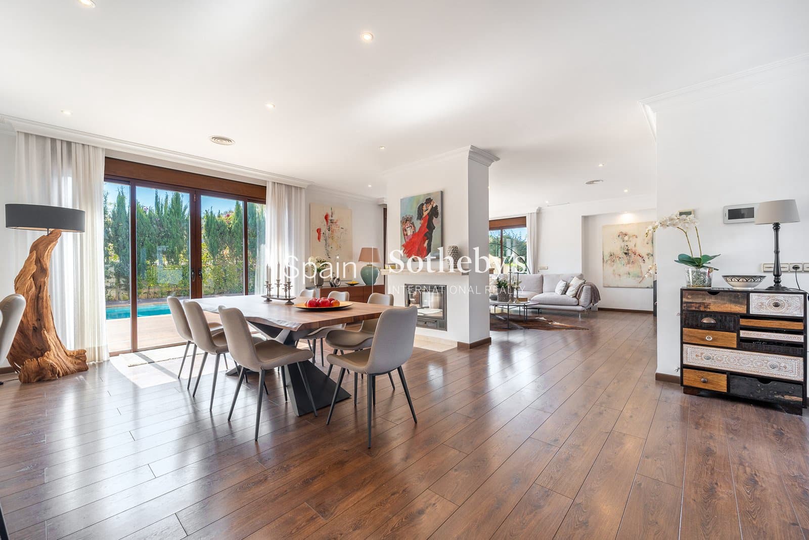 4 bedroom Villa for sale in San Pedro de Alcantara with pool garage - € 2,195,000 (Ref: 9734008)