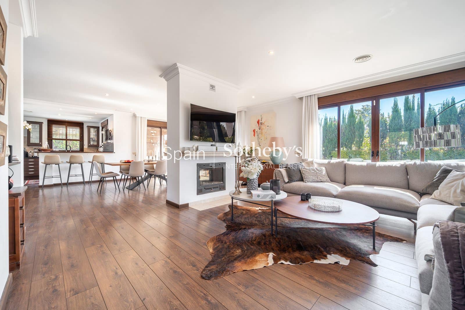 4 bedroom Villa for sale in San Pedro de Alcantara with pool garage - € 2,195,000 (Ref: 9734008)