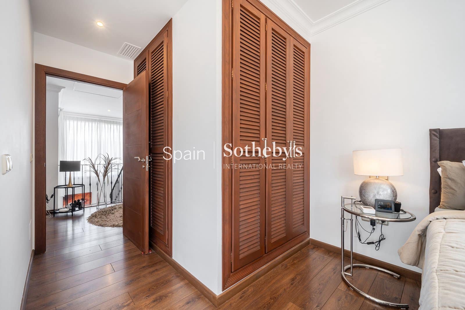 4 bedroom Villa for sale in San Pedro de Alcantara with pool garage - € 2,195,000 (Ref: 9734008)