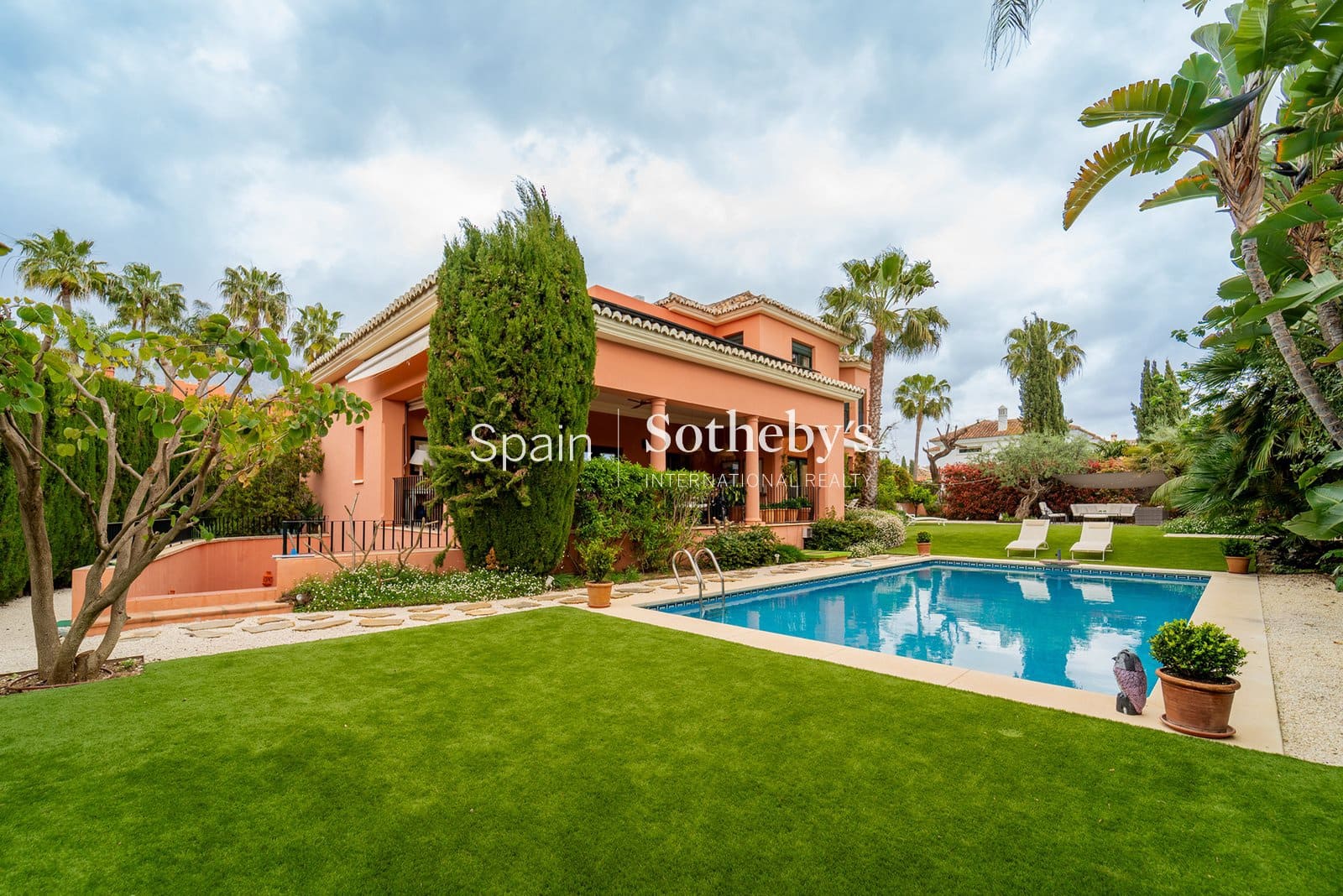 5 soveværelse Villa til salg i Marbella med swimmingpool garage - € 4.500.000 (Ref: 9752364)