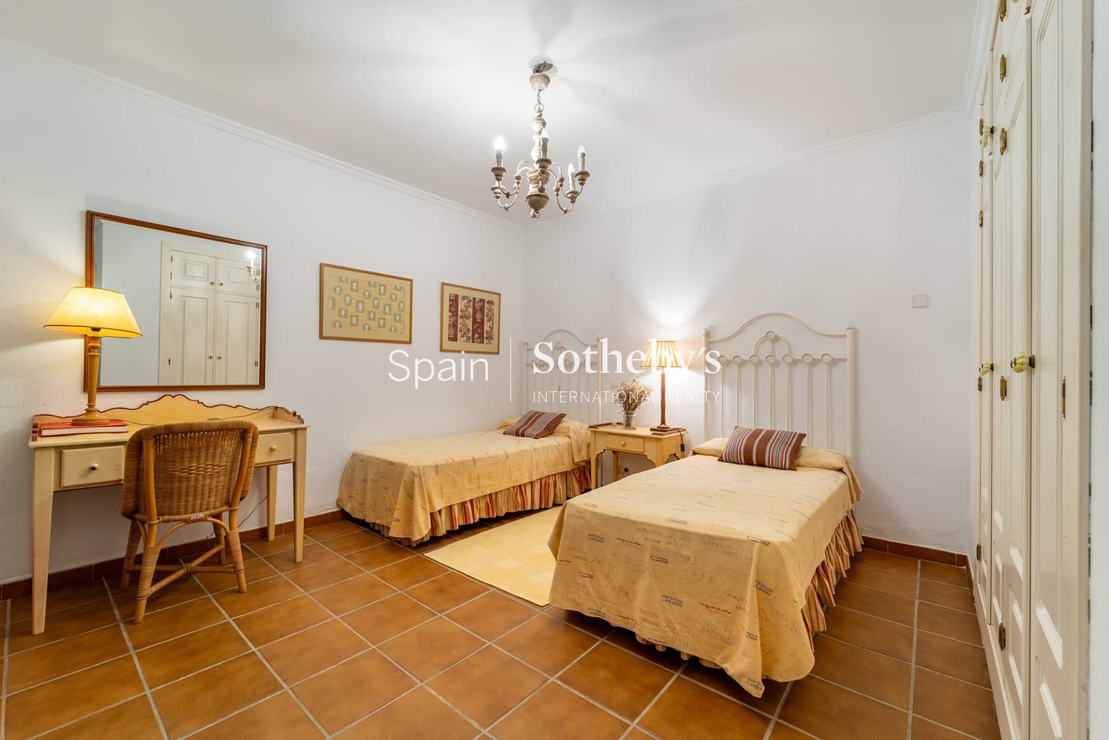 5 soveværelse Villa til salg i Marbella med swimmingpool garage - € 4.500.000 (Ref: 9752364)