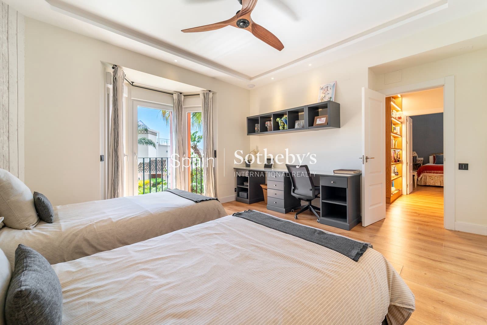 5 soveværelse Villa til salg i Marbella med swimmingpool garage - € 4.500.000 (Ref: 9752364)