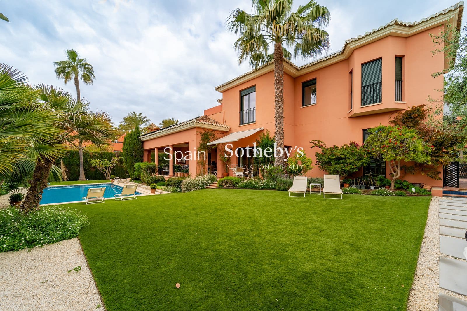5 soveværelse Villa til salg i Marbella med swimmingpool garage - € 4.500.000 (Ref: 9752364)