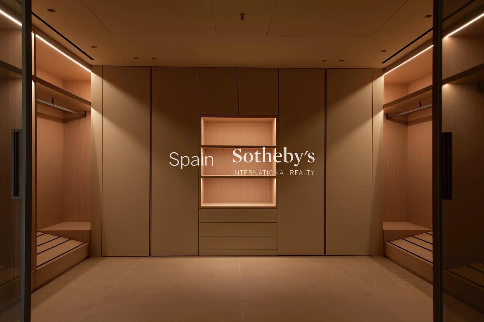 8 chambre Villa/Maison à vendre à Sotogrande avec piscine garage - 13 700 000 € (Ref: 9769078)