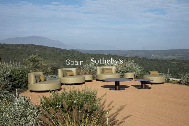 8 soveværelse Villa til salg i Sotogrande Costa, San Roque med swimmingpool garage - € 13.700.000 (Ref: 9769078)