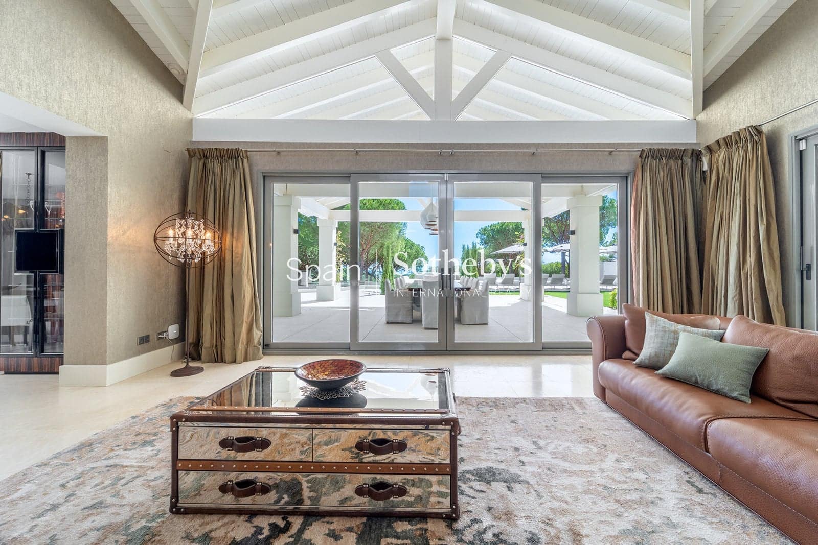 7 sypialnia Willa na sprzedaż w Sotogrande z basenem garażem - 6 150 000 € (Ref: 9809395)