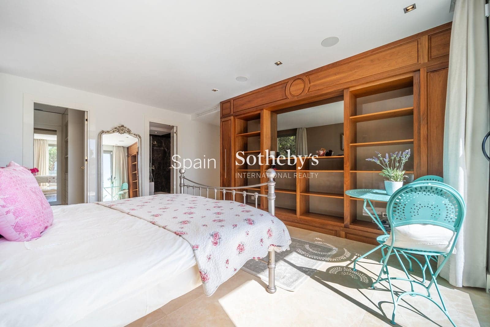 7 sypialnia Willa na sprzedaż w Sotogrande z basenem garażem - 6 150 000 € (Ref: 9809395)