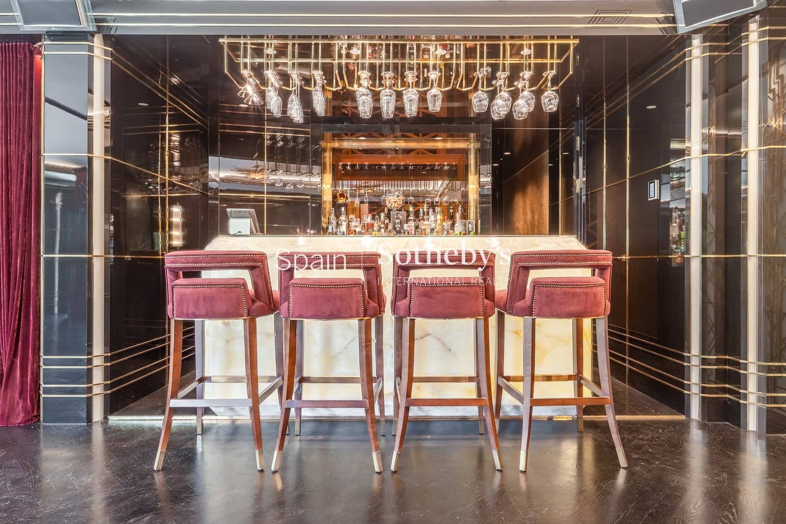 7 sypialnia Willa na sprzedaż w Sotogrande z basenem garażem - 6 150 000 € (Ref: 9809395)