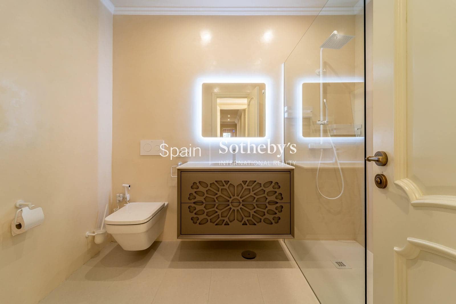 4 chambre Villa/Maison à vendre à New Golden Mile avec piscine garage - 2 550 000 € (Ref: 9810822)