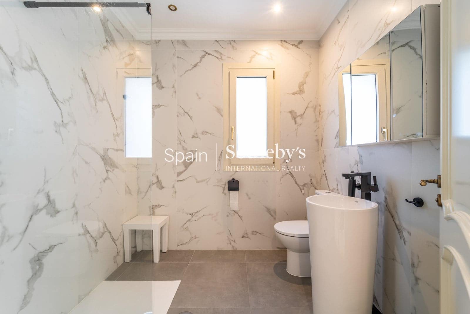 4 chambre Villa/Maison à vendre à New Golden Mile avec piscine garage - 2 550 000 € (Ref: 9810822)