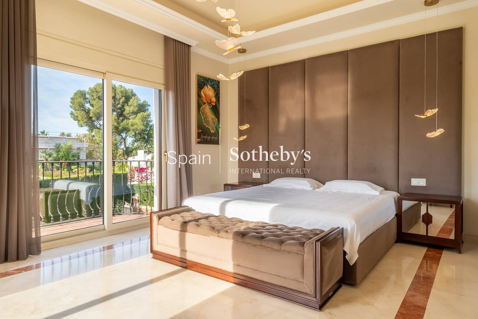 4 chambre Villa/Maison à vendre à New Golden Mile avec piscine garage - 2 550 000 € (Ref: 9810822)