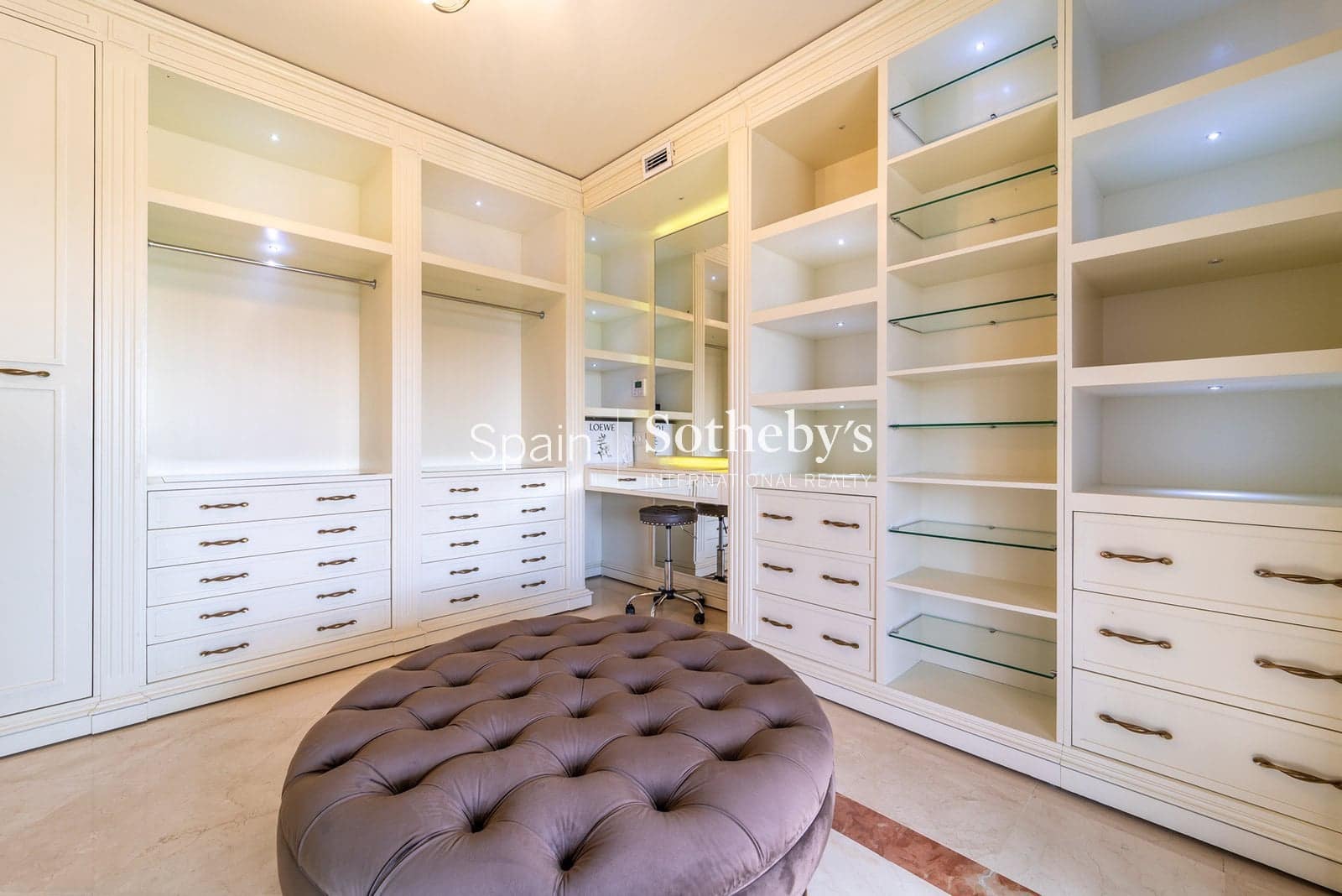 4 chambre Villa/Maison à vendre à New Golden Mile avec piscine garage - 2 550 000 € (Ref: 9810822)