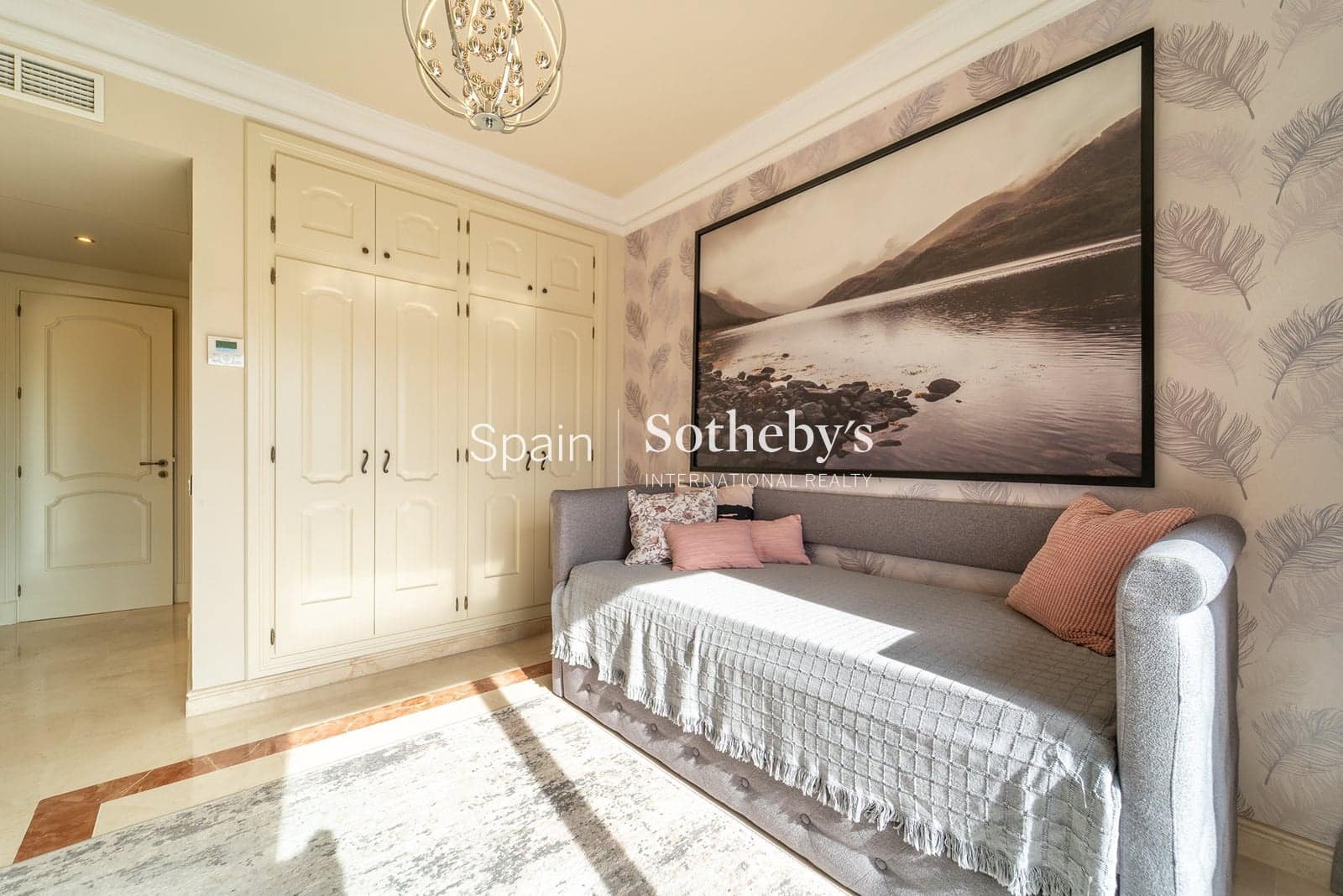 4 chambre Villa/Maison à vendre à New Golden Mile avec piscine garage - 2 550 000 € (Ref: 9810822)