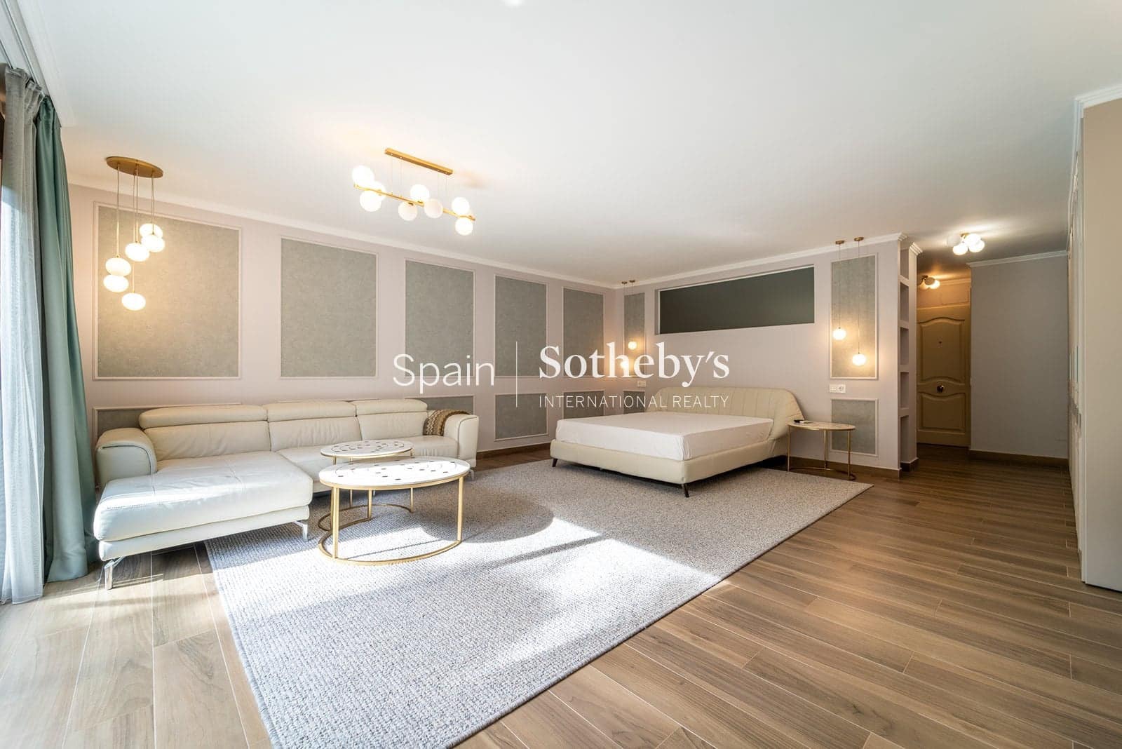 4 chambre Villa/Maison à vendre à New Golden Mile avec piscine garage - 2 550 000 € (Ref: 9810822)