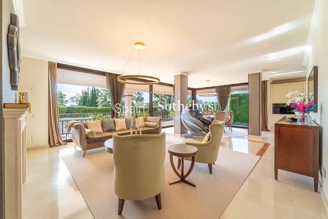 4 chambre Villa/Maison à vendre à Nueva Atalaya, Estepona avec piscine garage - 2 550 000 € (Ref: 9810822)