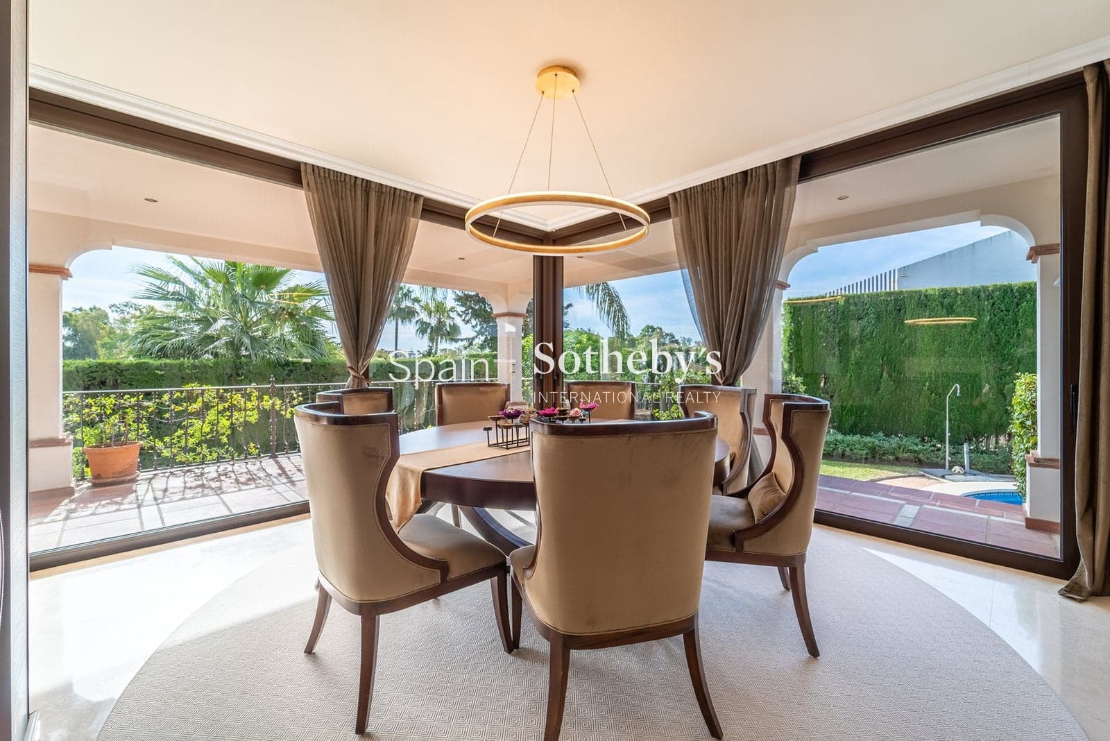 4 chambre Villa/Maison à vendre à New Golden Mile avec piscine garage - 2 550 000 € (Ref: 9810822)